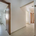 아파트 Penthouse *